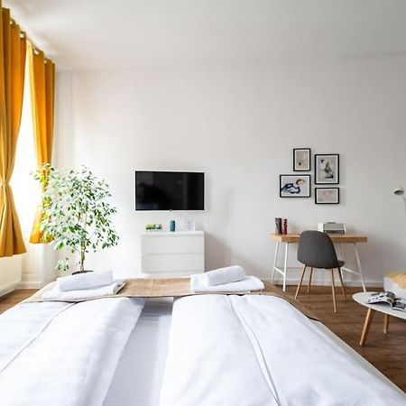 Apartamento Lite 1Br Near Metro & Center By Hm Viena Exterior foto