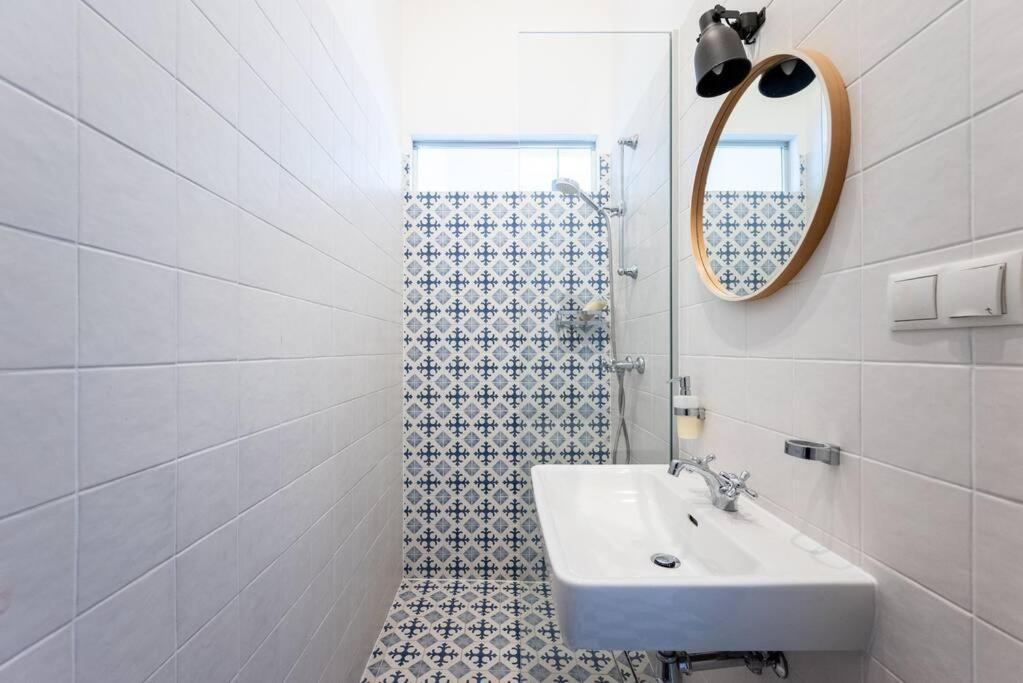 Apartamento Lite 1Br Near Metro & Center By Hm Viena Exterior foto