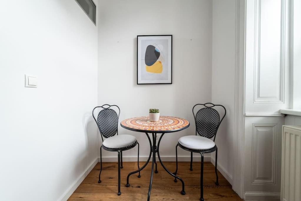 Apartamento Lite 1Br Near Metro & Center By Hm Viena Exterior foto
